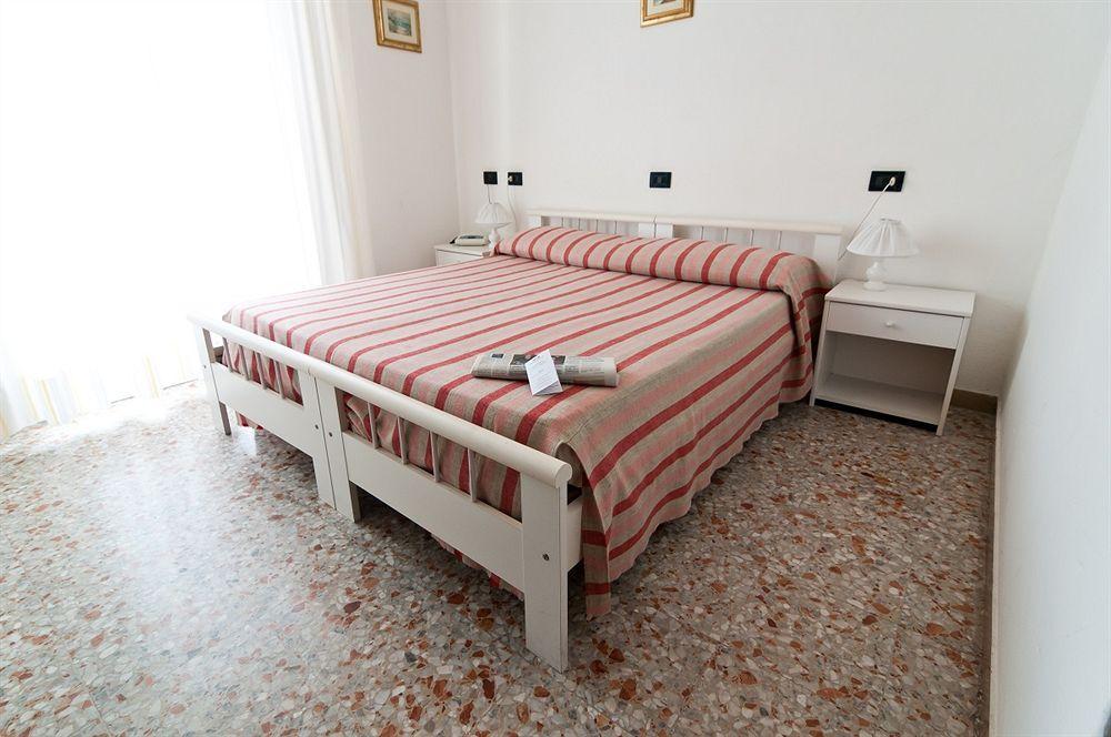 Hotel Milan 3*